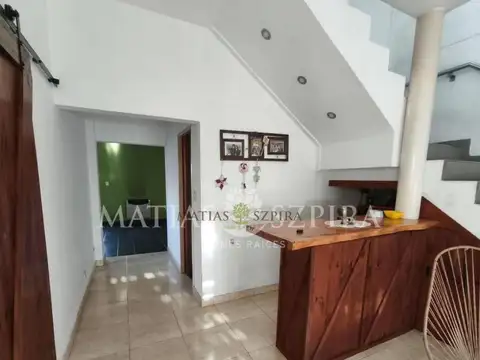 Casa en Venta con 1 cochera