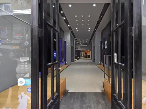 Local en Venta en San Nicolás, USD 1.800.000