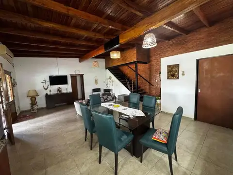 Casa en Alquiler de 3 dormitorios