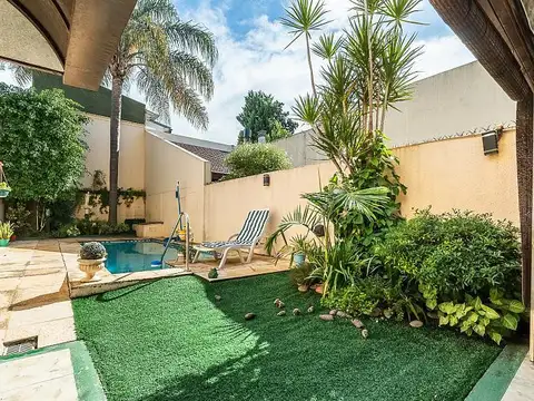 Venta Duplex 3 dormitorios Excelente con jardín y piscina Garage Villa Devoto