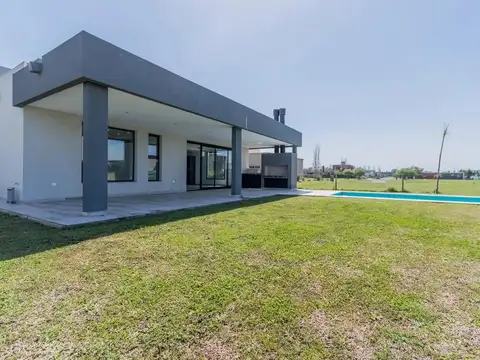 Casa en Venta en Countries y Barrios Cerrados en San Vicente, USD 250.000