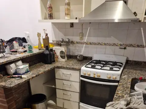 Depto Tipo Casa en Alquiler de 4 ambientes
