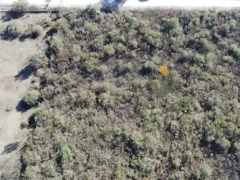 Terreno en Venta 121  mts Frente