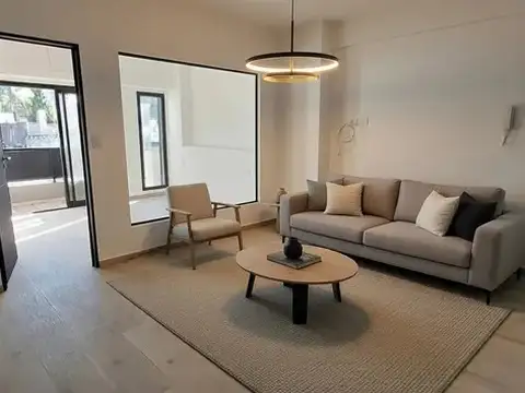 VENTA Depto. 2 amb. Balcón. Muy Luminoso. SUM.