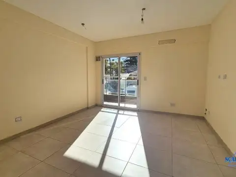 Departamento  en Alquiler en Sáenz Peña, Tres de Febrero, G.B.A. Zona Oeste