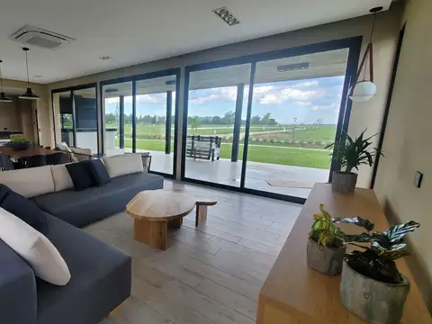 Terreno en Venta de 728,0 m2