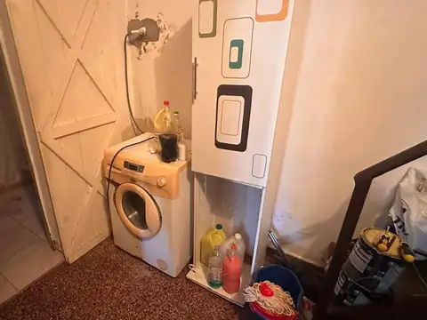 Casa 4 ambientes con 1 baño