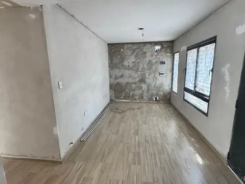 Depto Tipo Casa en Venta en Santa Fe, USD 78.000