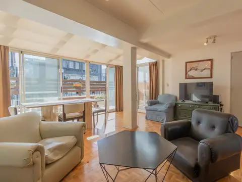 Departamento en Venta con 1 cocheras