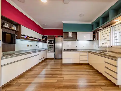 Casa en Venta en Funes, USD 260.000