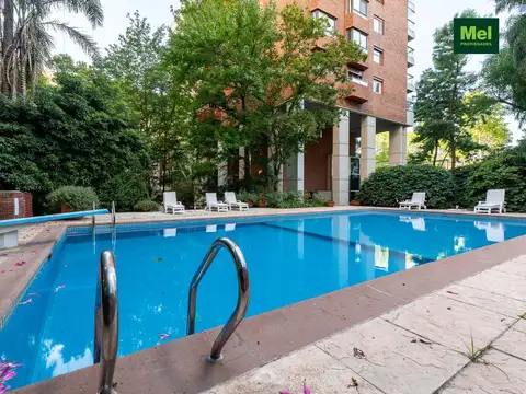 Departamento en Venta con 3 cocheras