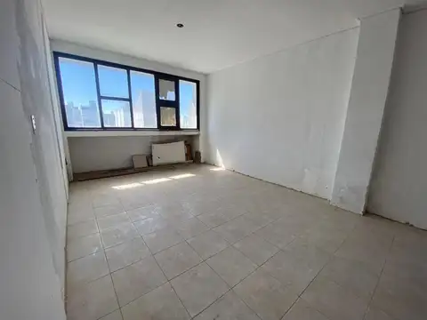 Oficina 2 ambientes con 1 baño