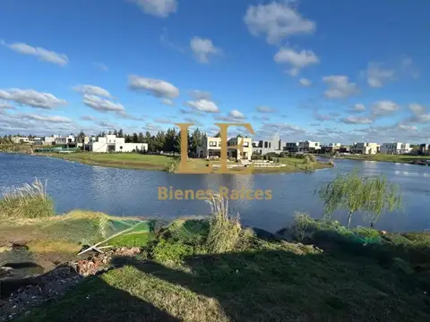 Casa en Venta en El Naudir, USD 390.000