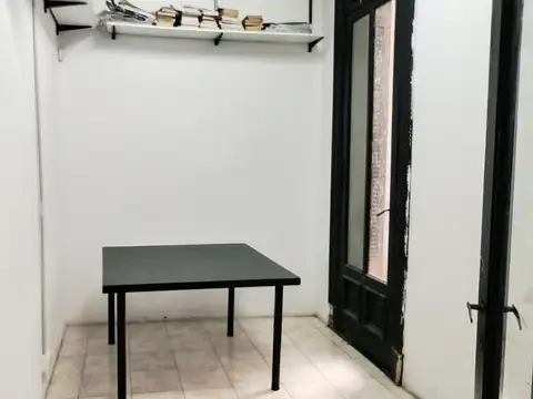 Local en Venta en Centro, USD 180.000