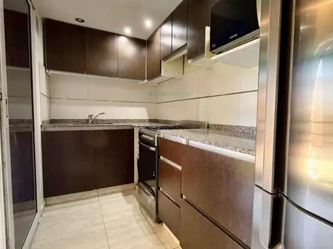 Departamento 2 ambientes con 2 baños
