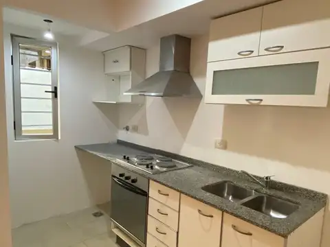 Departamento en Alquiler con 1 cocheras