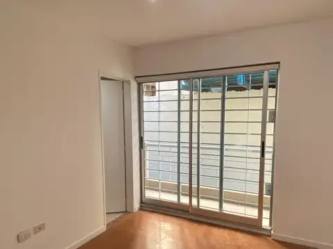 ALQUILER HERMOSO DPTO. 2 AMB. C/ COCHERA