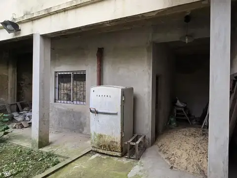 Depto Tipo Casa en Venta con 1 cocheras