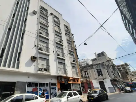 San Luis 685 , Piso 5