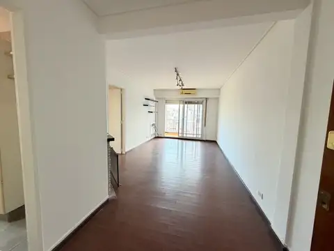 Avenida Juan Bautista Alberdi 800
