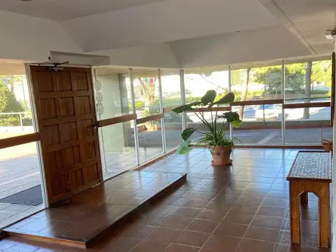 Avenida Bunges e/ De La Ballena y Noctilucas