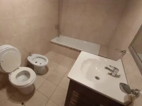 Depto Tipo Casa 2 ambientes con 1 baño