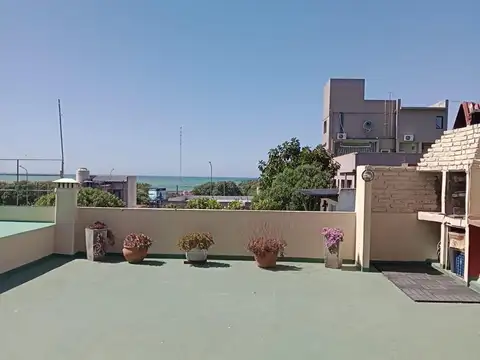Casa en Venta - 3 Dormitorios 1 Baño - 180mts - Mar Del Plata