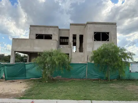 Casa en Venta al Este
