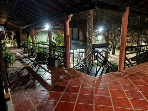 Local en Alquiler 25 años