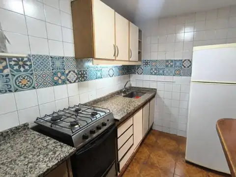 Depto Tipo Casa 2 ambientes con 1 baño