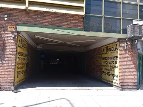 VENTA COCHERA  AVELLANEDA