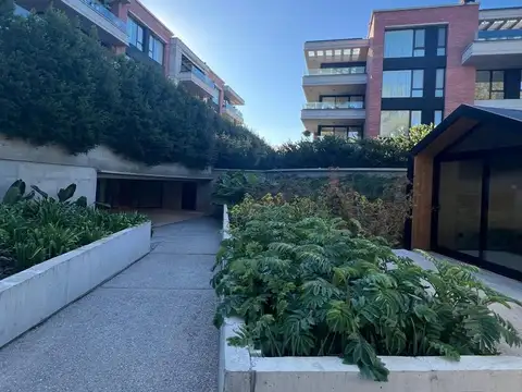 Departamento en Venta en Lomas de San Isidro, USD 716.000