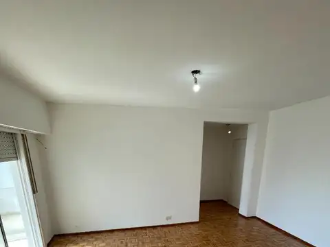Alvarez Thomas 115 , Piso 6