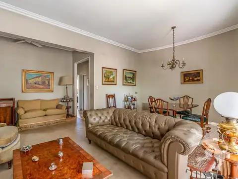 Depto Tipo Casa en Venta 64 años