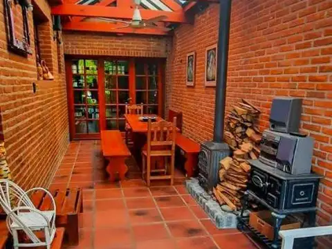 Gral. J. Artigas 1500