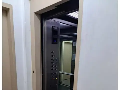 Cochera en venta - 13,5Mts2 - San Nicolás