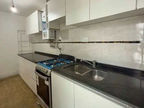 Departamento 4 ambientes con 1 baño