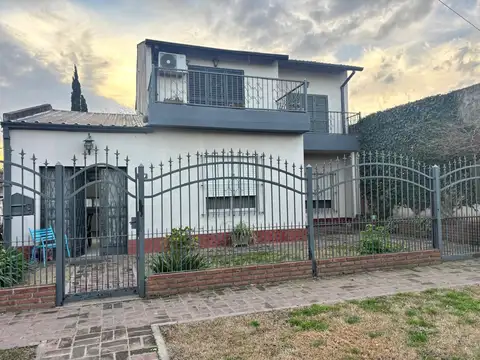 Jacinto Benavente 400