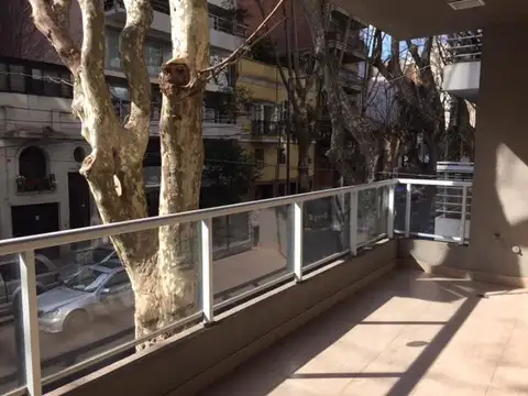 Alquiler - 2 Ambientes Super Luminosos En Palermo A Metros De Tren, Subte Y Colectivos - Sin Muebles