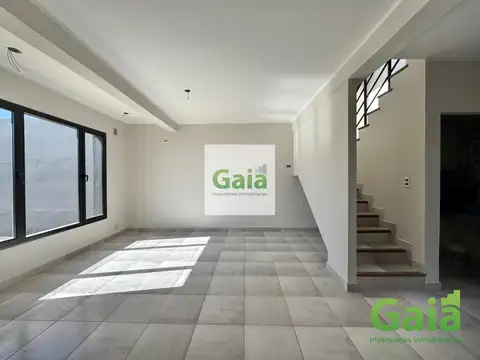 Duplex en Venta Via Aurelia 2 dorm