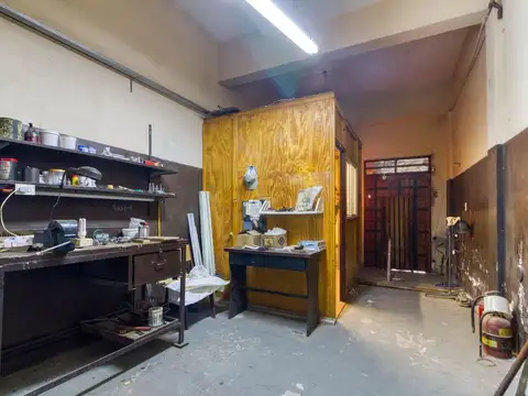 Galpon en Venta en Mataderos, USD 310.000