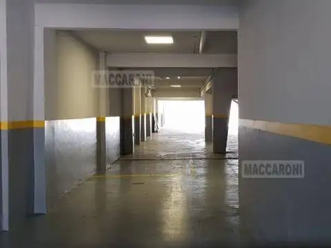 venta cocheras cubiertas edificio categoría