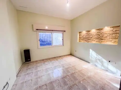 Depto Tipo Casa en Venta con 1 cocheras