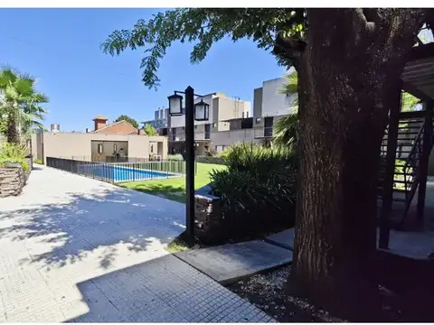 Depto Tipo Casa en Venta de 3 ambientes