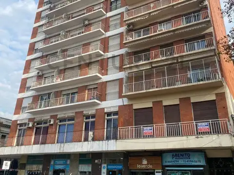 Venta departamento 4 Amb disposición frente, en pleno centro de San Miguel