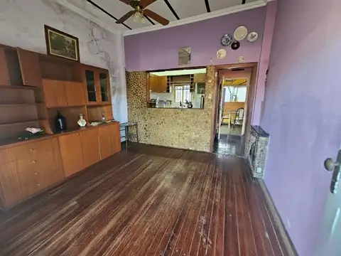 Casa 3 ambientes con 2 baños