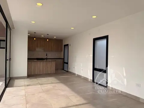 Casa 3 ambientes con 2 baños