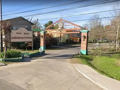 Terreno en Venta en Los Robles del Monarca, USD 49.000