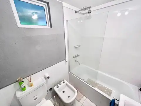 Bayardi 2500, Piso 1°