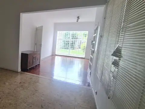 Casa en Alquiler de 4 dormitorios